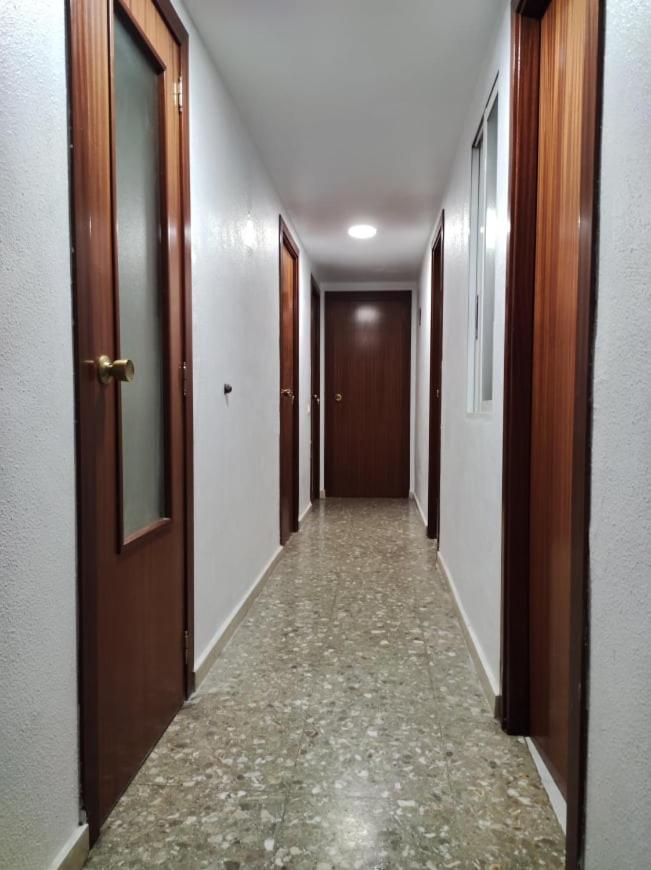 35-3- Комната В Квартире Для Семьи От 1 До 4 Человек В Центре Аликанте Alicante Exterior foto